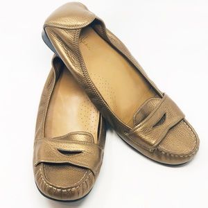 EUC COLE HAAN NIKE AIR Gold Sloane Penny Loafer-10